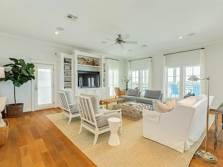 9680 Airways Ln — Photo 19