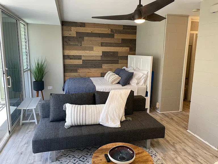 445 Kaiolu St #501 — Photo 5