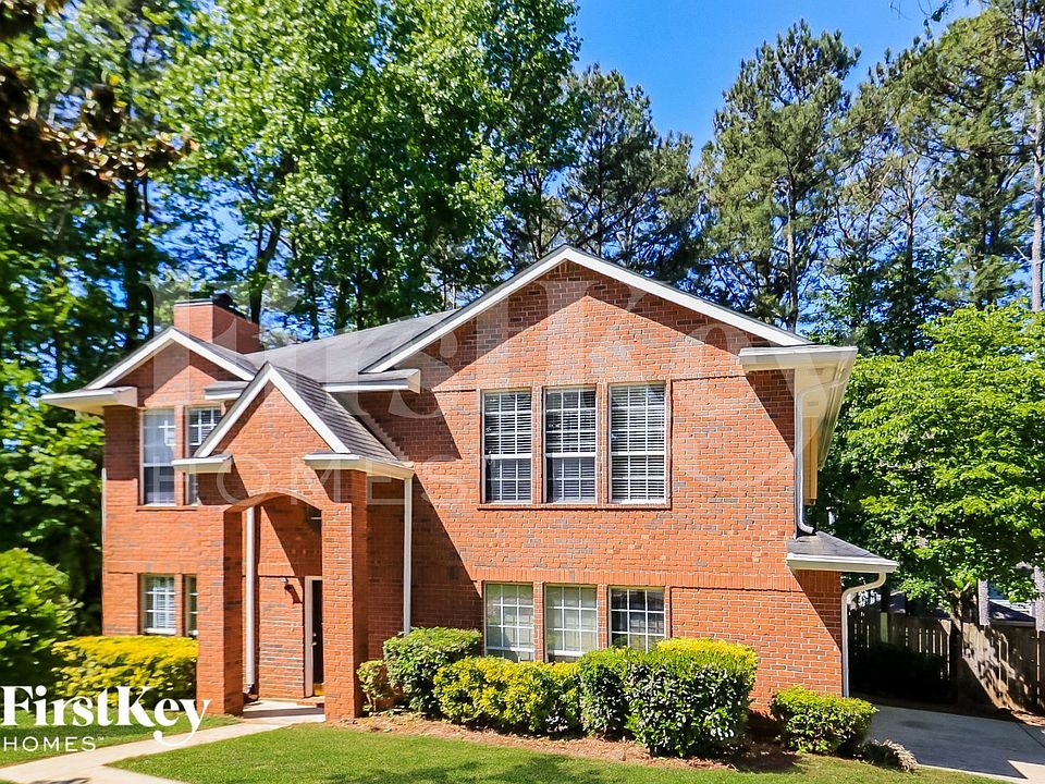 1st image of 40 Songbird Ct NW