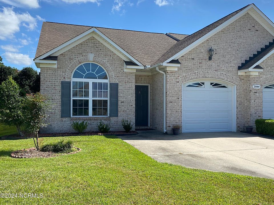 1st image of 2044 A Cambria Dr