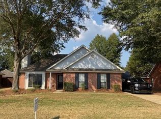 1921 Tara Dr, Prattville, AL 36066