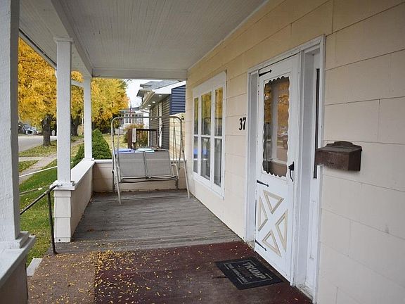 5th image of 37 6th Ave SE