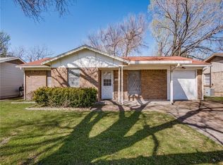 921 Louise St, Irving, TX 75060