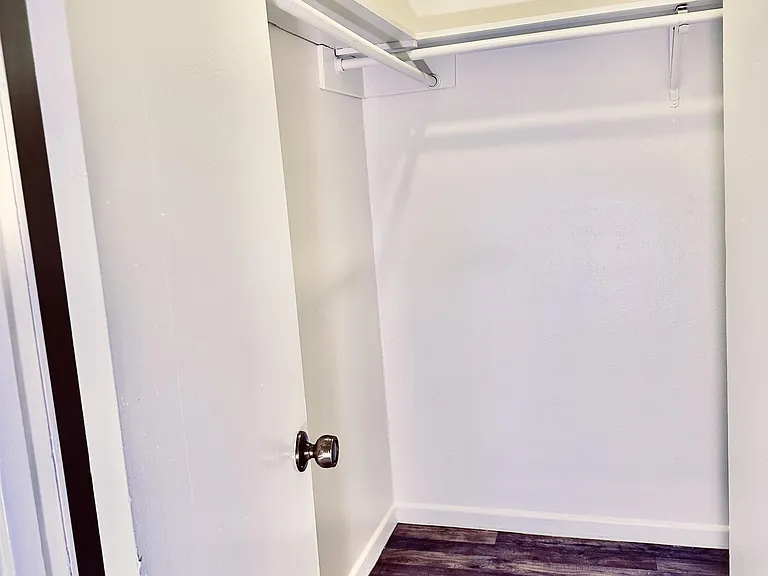 703 N Gilmer St #204 — Photo 6