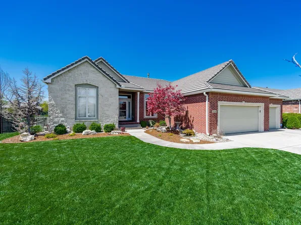 2134 W Timbercreek Ct, Wichita, KS 67204