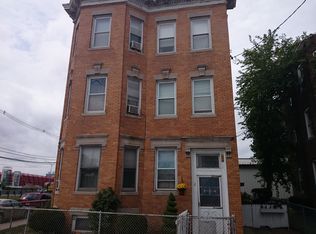 2 Litchfield St, Brighton, MA 02135