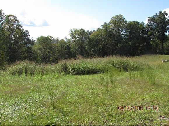 2nd image of 197 Vinegar Knob Rd