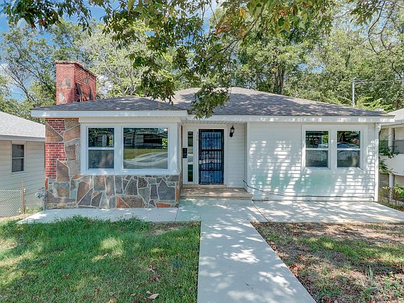 3rd image of 306 Oaklawn St