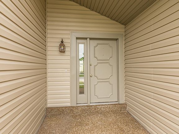 4th image of 3345 White Pine Dr