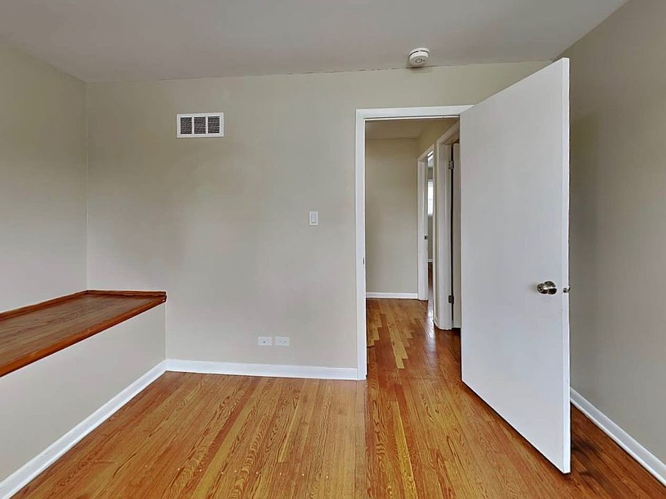 1st image of 321 Grant Ave