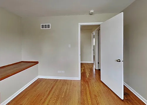 321 Grant Ave Photo 1