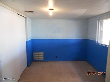 3rd image of 519 W Phoenix Ave