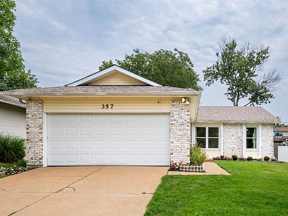 3rd image of 357 Novara Dr