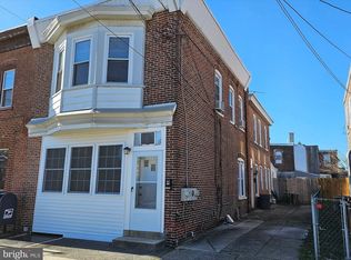 902 Saville Ave #2, Crum Lynne, PA 19022