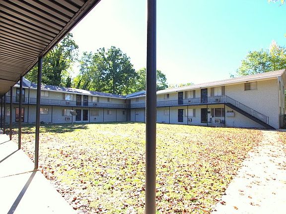 3rd image of 3803 Given Ave APT 24