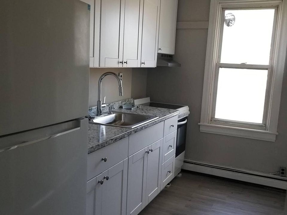 1st image of 5732 Main Street