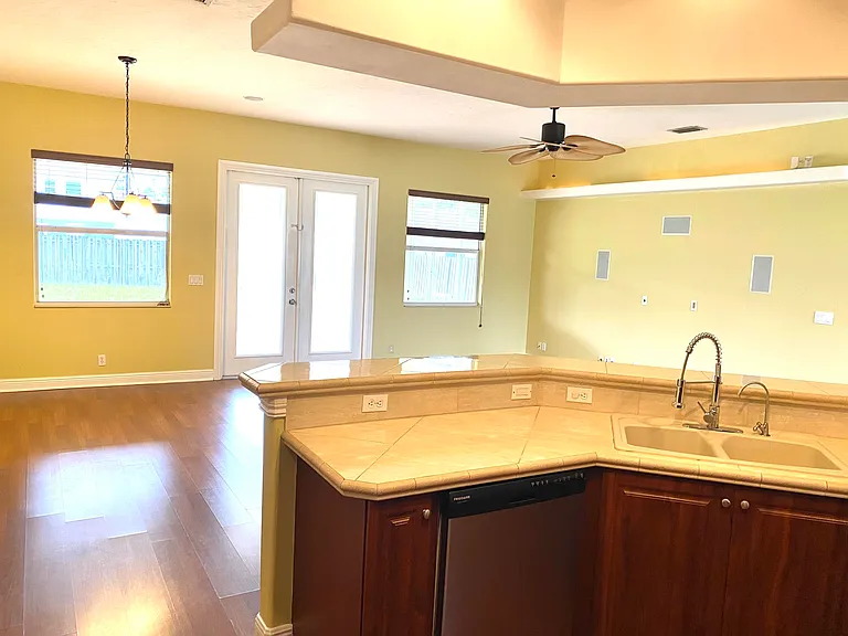 4012 SW Alice St — Photo 5