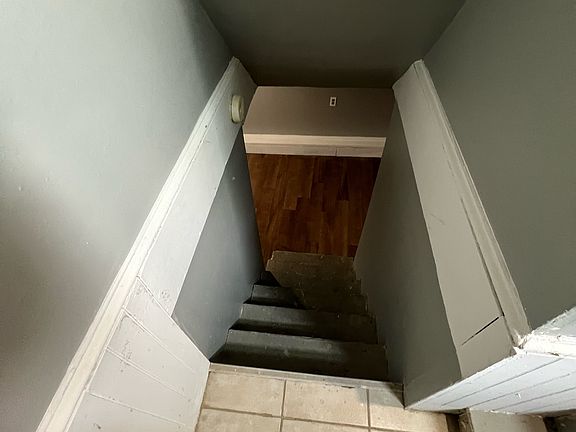 2nd image of 224 Bartlett Ave