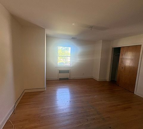 5th image of 12 Gordon Ct