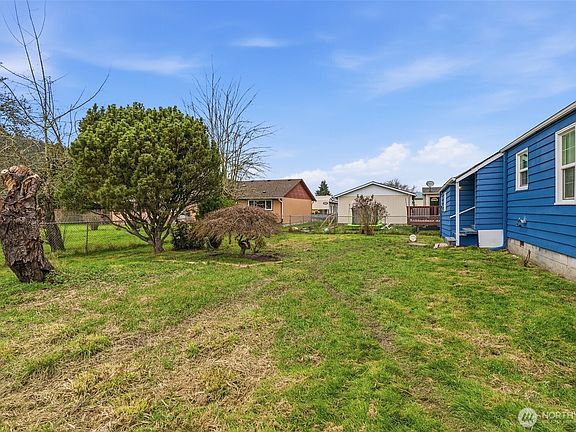 4th image of 3943 Ocean Beach Highway