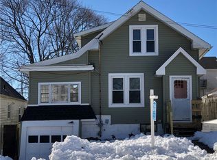 112 Grove Pl, West Haven, CT 06516