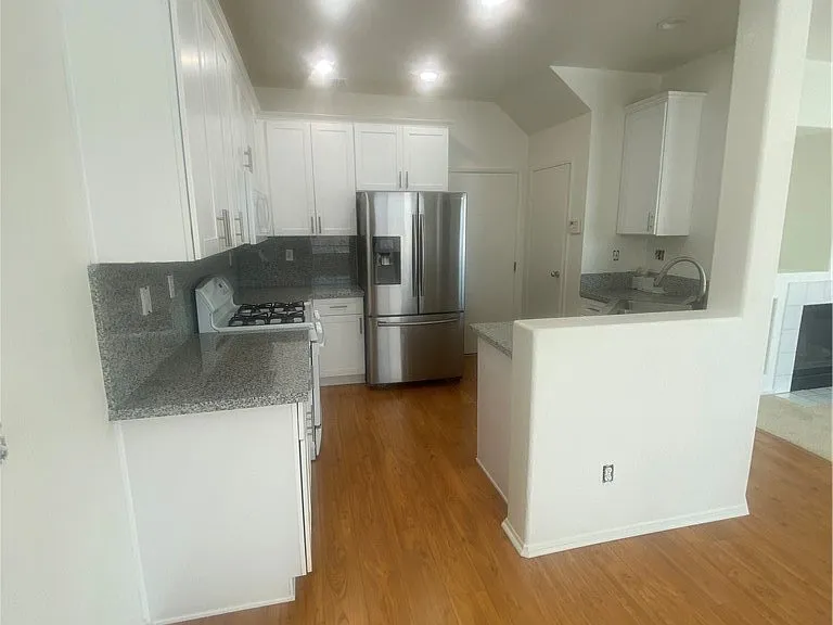 14920 Eureka Ct — Photo 3