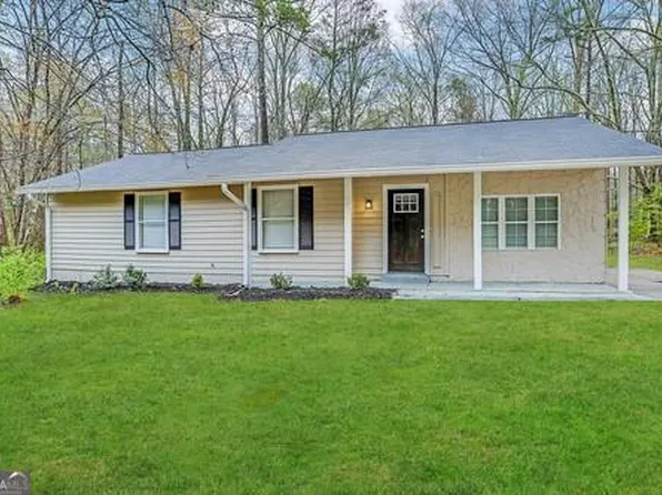 4864 Brookstone Pkwy, Ellenwood, GA 30294