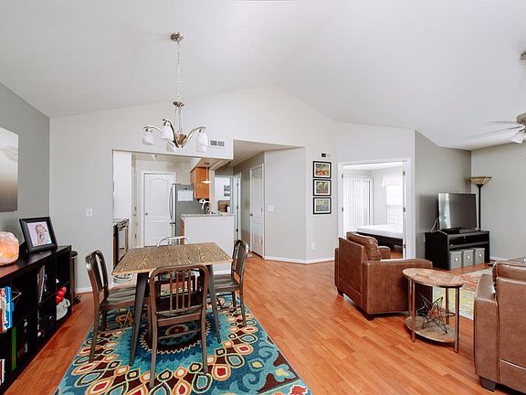3rd image of 9951 Shorewood Ln Unit H