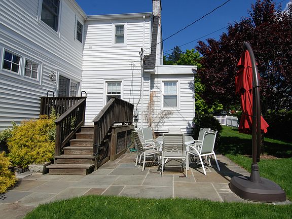 3rd image of 54 Kane Ave