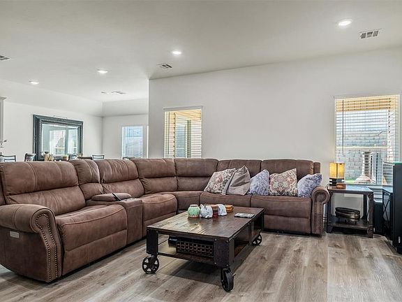 4th image of 14709 Travertine Falls Ln