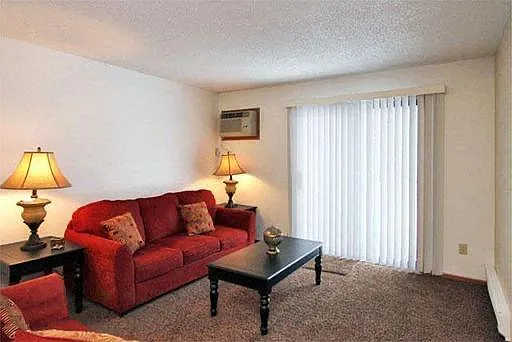 Park Forest Apartments — Photo 14