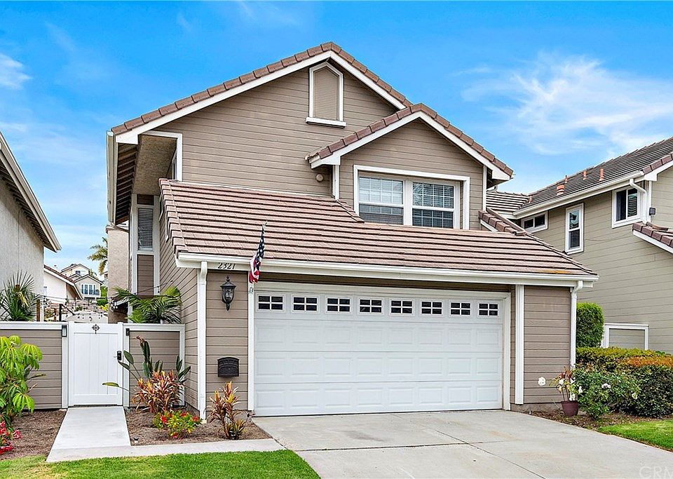 1st image of 2321 Avenida Marejada #41