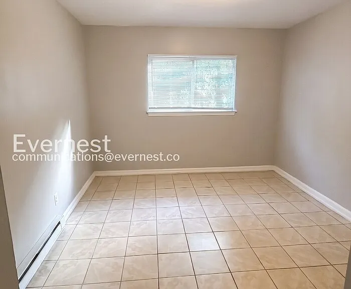 1841 Dana Ln — Photo 9