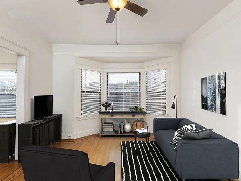 Highland Court Apartments — Photo 5