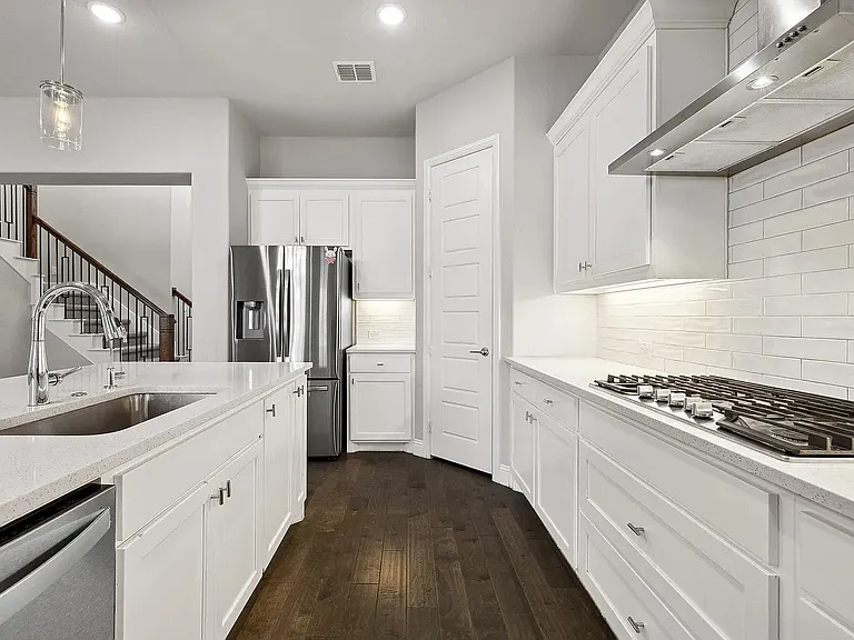13313 Rembrandt Dr — Photo 12