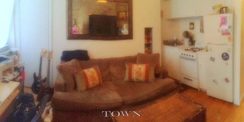 Rented by Town Residential | media 9