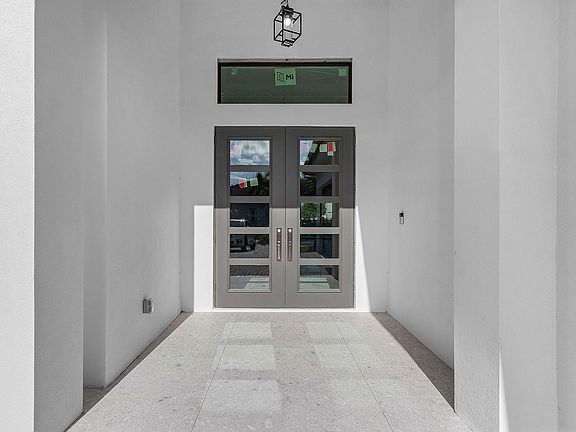 4th image of 6805 Il Regalo Cir