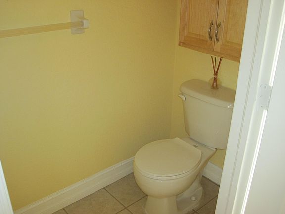 4th image of 7945 NW 8th St