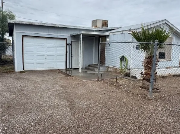 561 Harbor Dr, Bullhead City, AZ 86442