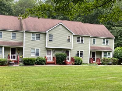 26 Ryan Rd APT 4, North Brookfield, MA, 01535
