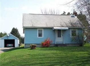 48 N Mitchell Rd, West Middlesex, PA 16159