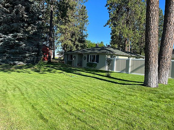 5th image of 823 E Fellows St