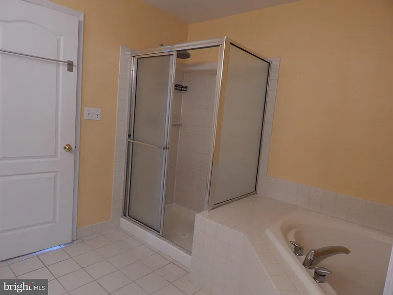 4 Blake Dr — Photo 24