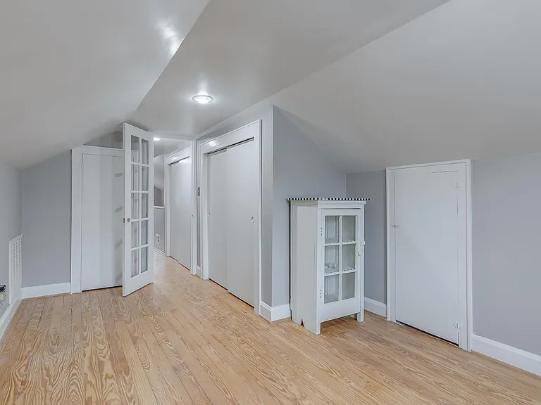 115 Cureton St — Photo 40