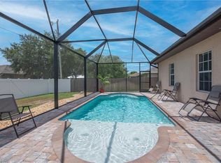 1820 NE 26th Ter, Cape Coral, FL 33909