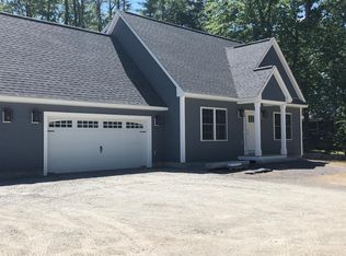 25 Sylvan Rd, North Hampton, NH 03862