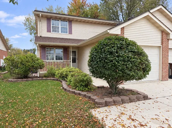 1069 Lincoln Dr, Manteno, IL 60950