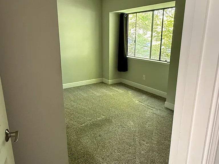 750 Lincoln Rd — Photo 23