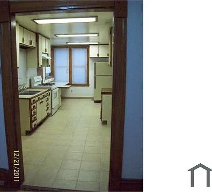 2 bed, 1300 sqft, $1,200 — Photo 3