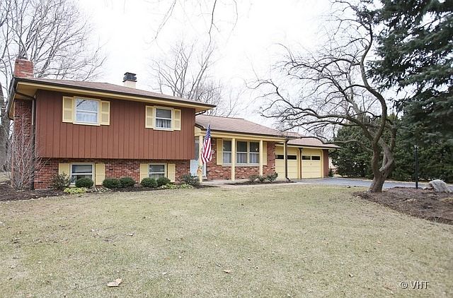 1st image of 20W261 Pleasantdale Dr